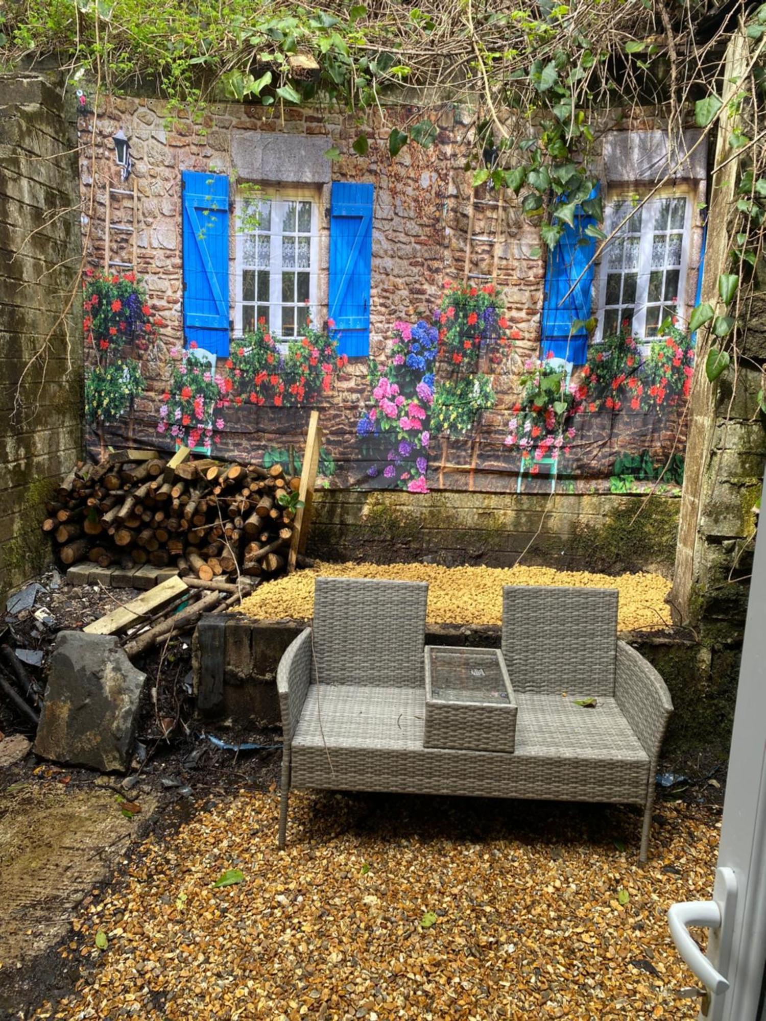Mountain View Two Bedroom Llwynypia Екстериор снимка