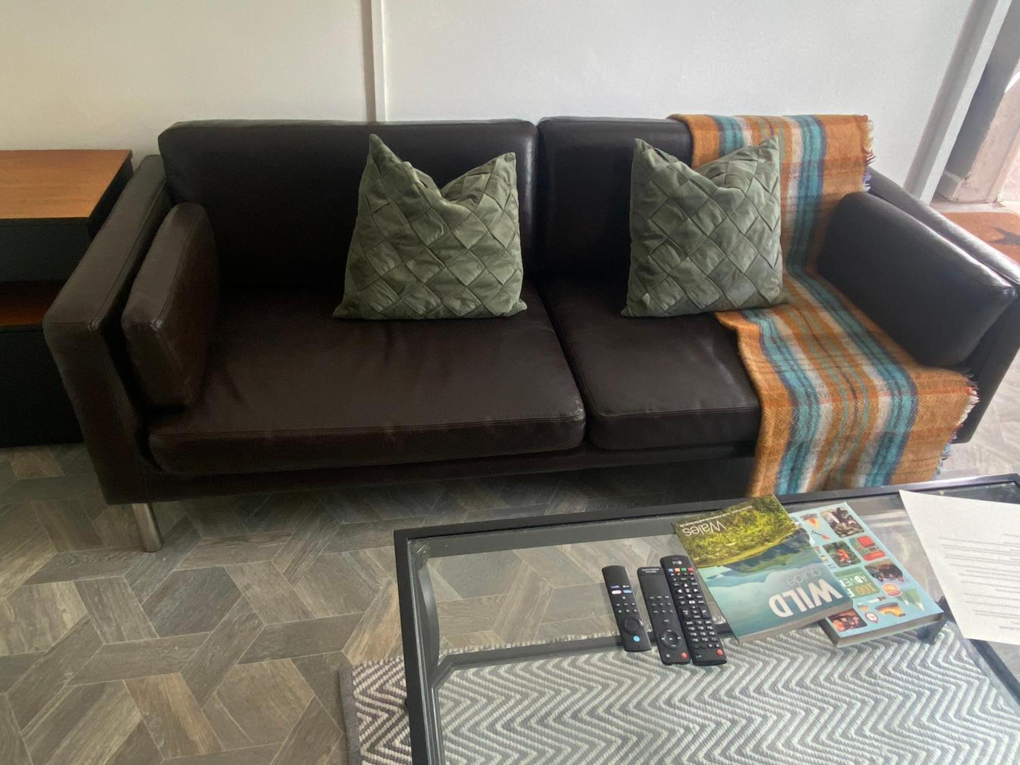 Mountain View Two Bedroom Llwynypia Екстериор снимка