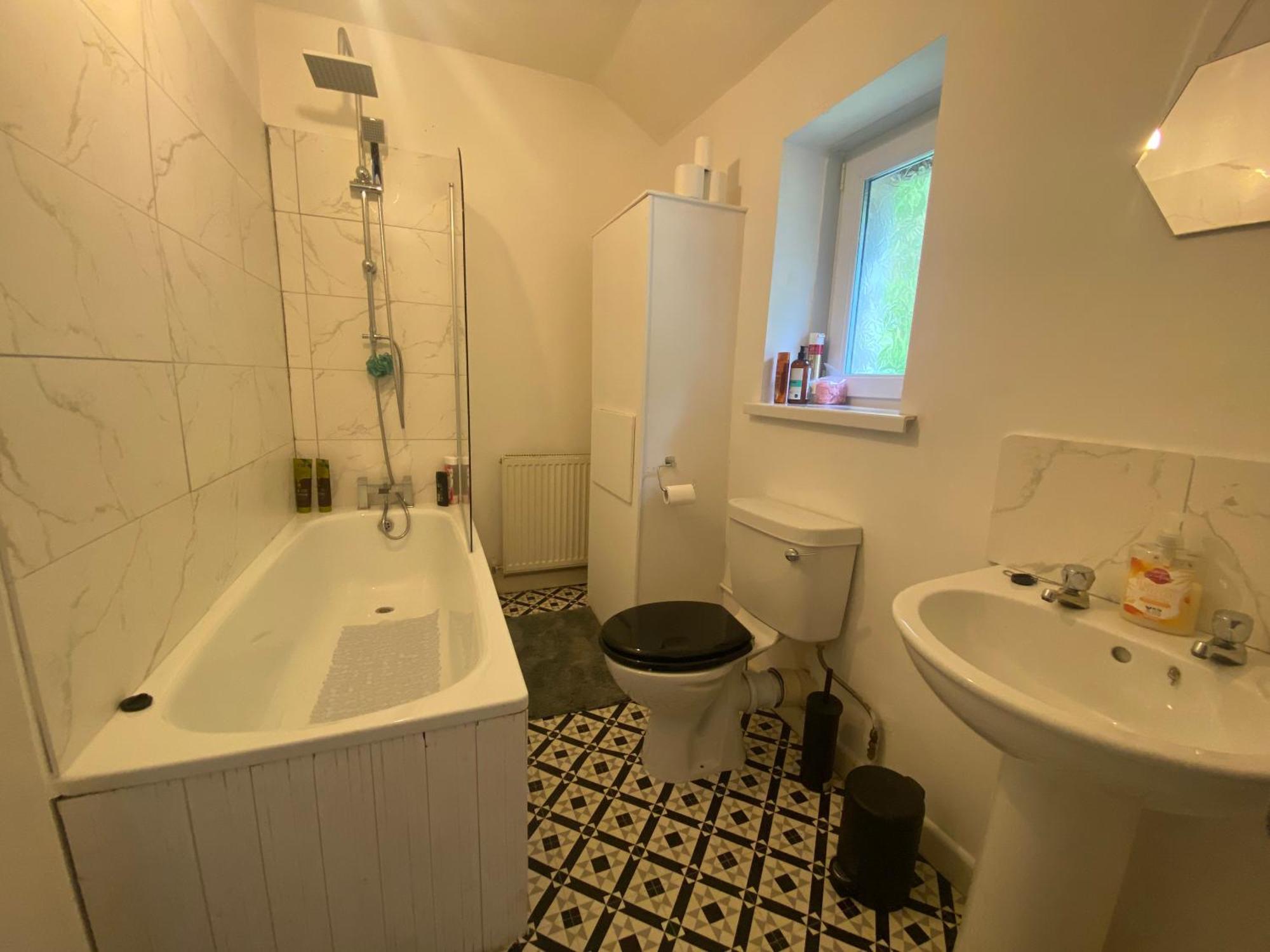 Mountain View Two Bedroom Llwynypia Екстериор снимка
